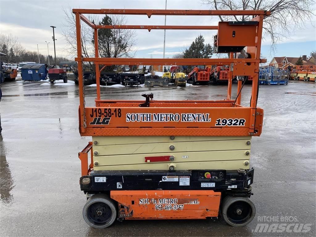 JLG 1932R 剪式升降機