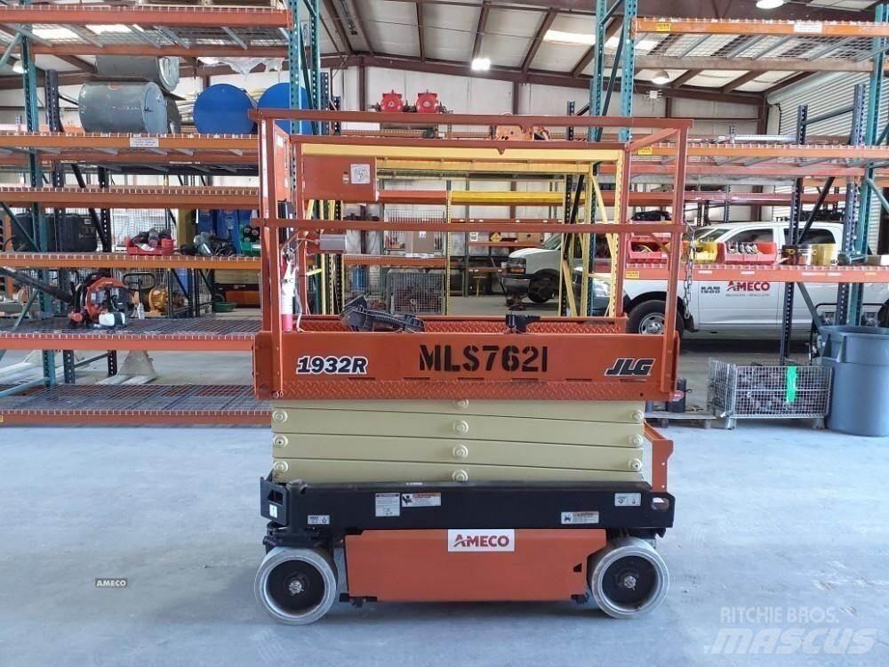 JLG 1932R 剪式升降機