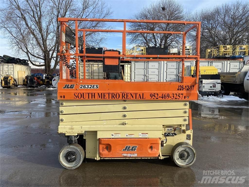 JLG 2632ES 剪式升降機