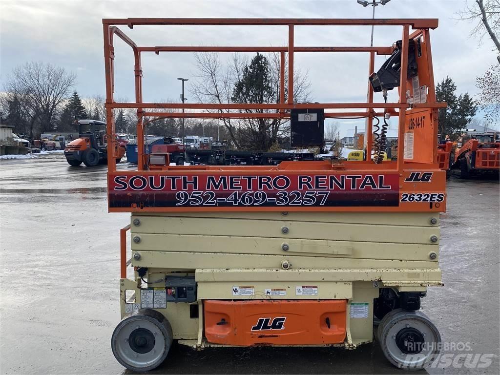 JLG 2632ES 剪式升降機