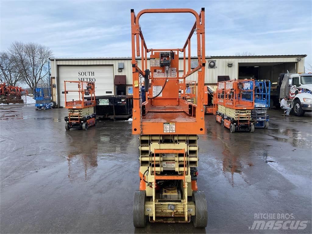 JLG 2632ES 剪式升降機