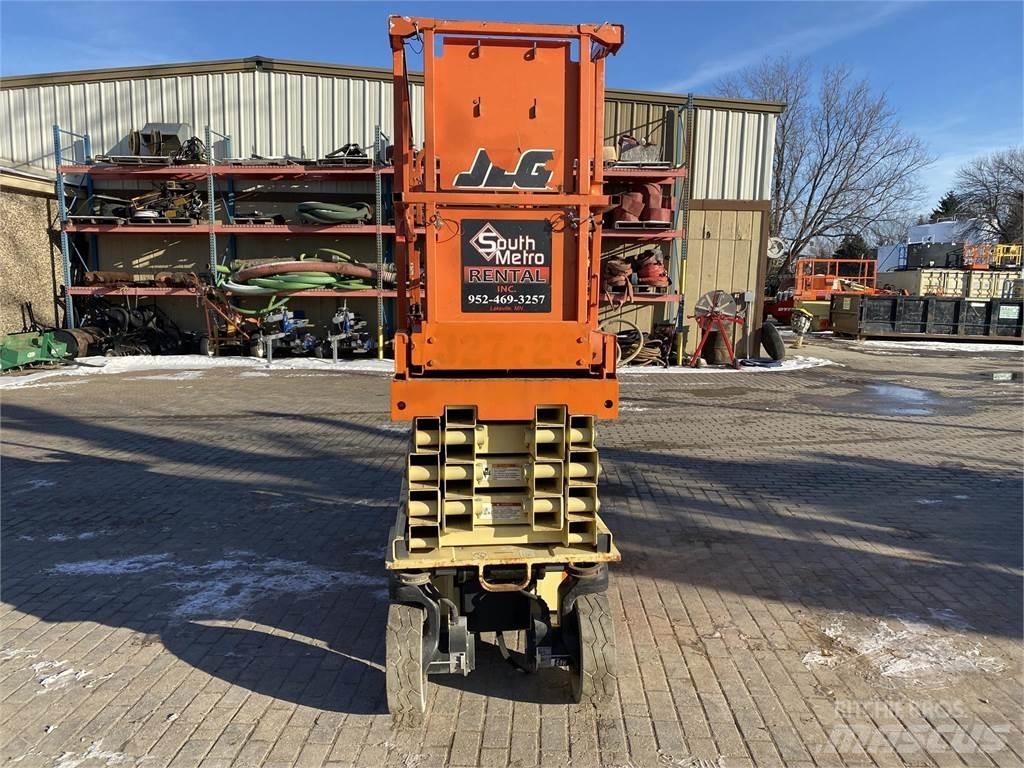 JLG 2632ES 剪式升降機