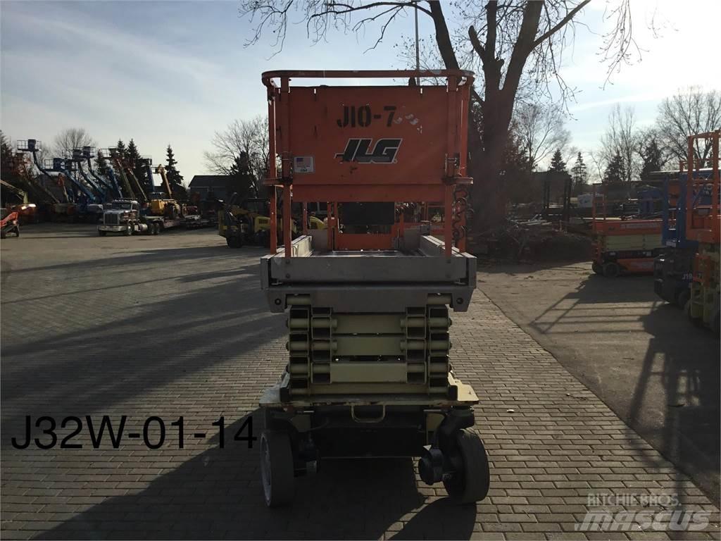 JLG 3246ES 剪式升降機