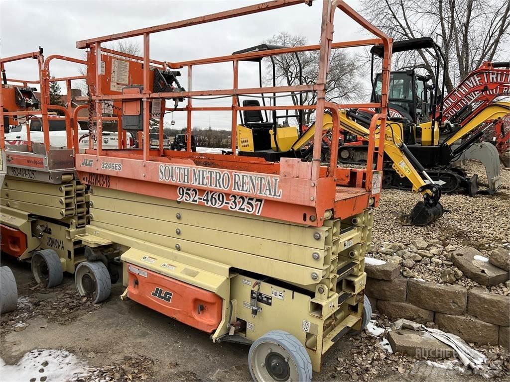 JLG 3246ES 剪式升降機