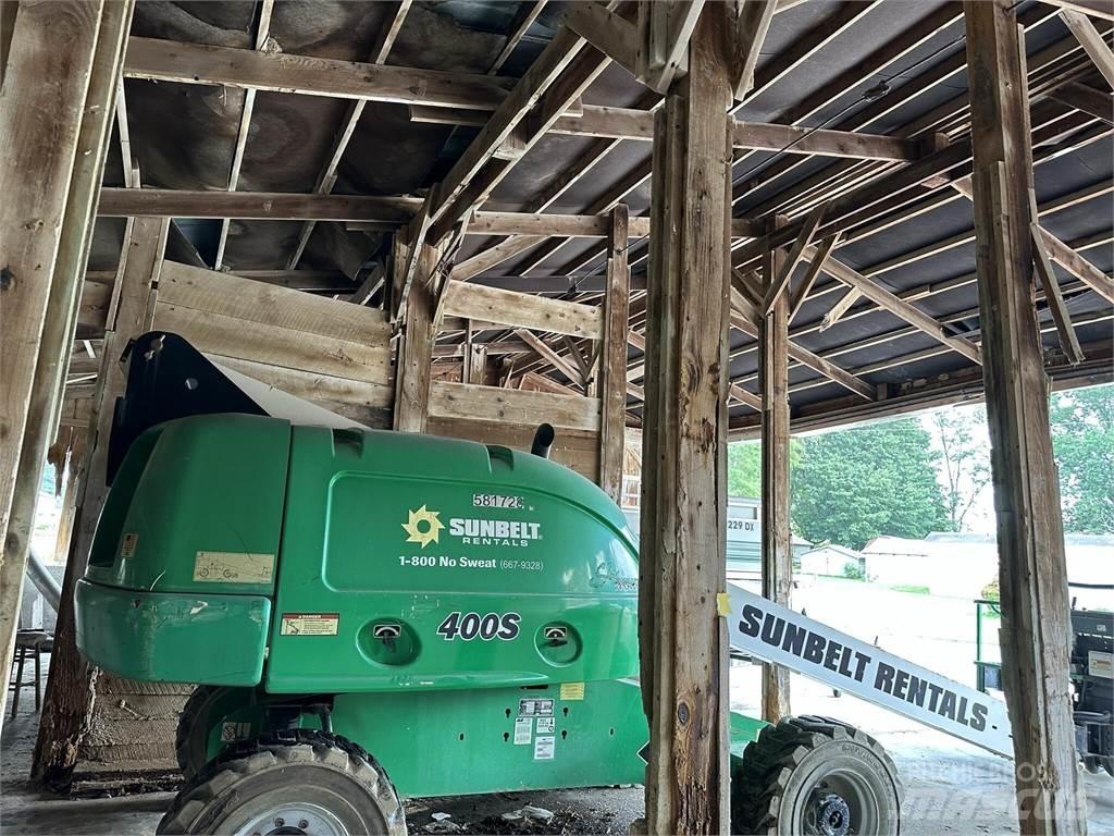 JLG 400S 伸縮臂高空作業車