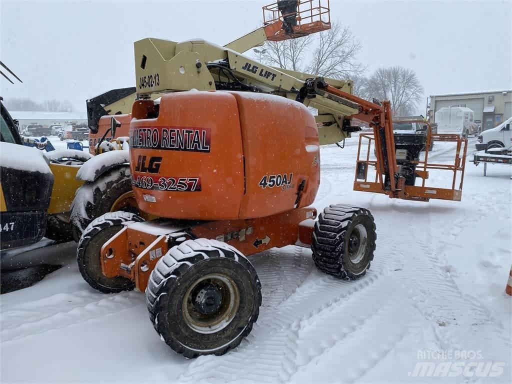 JLG 450AJ 曲臂高空作業車