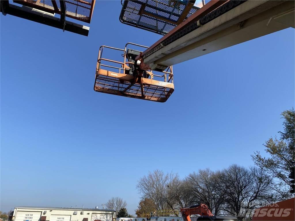 JLG 600S 伸縮臂高空作業車