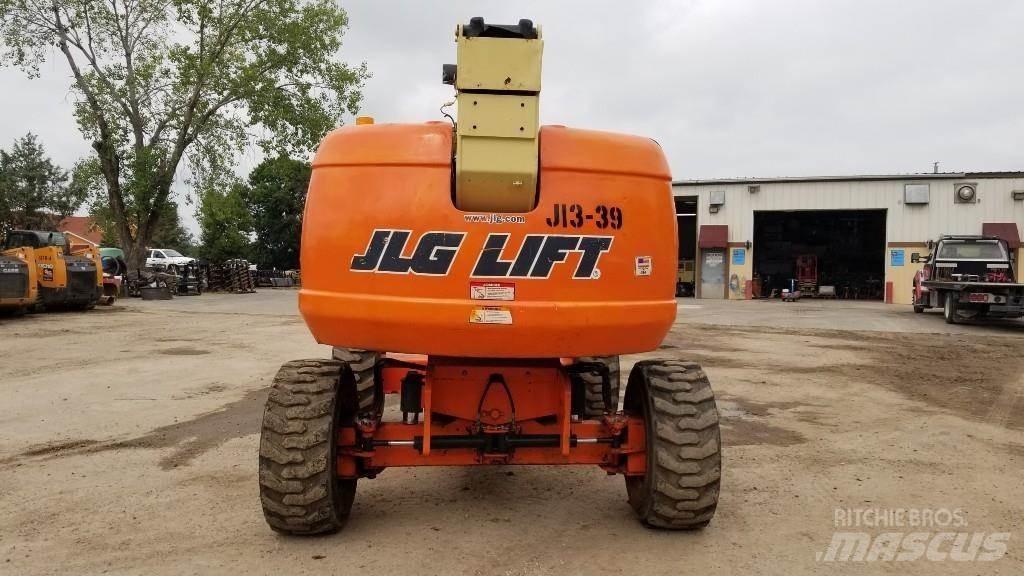 JLG 600S 伸縮臂高空作業車