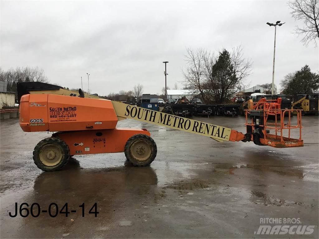 JLG 600S 伸縮臂高空作業車