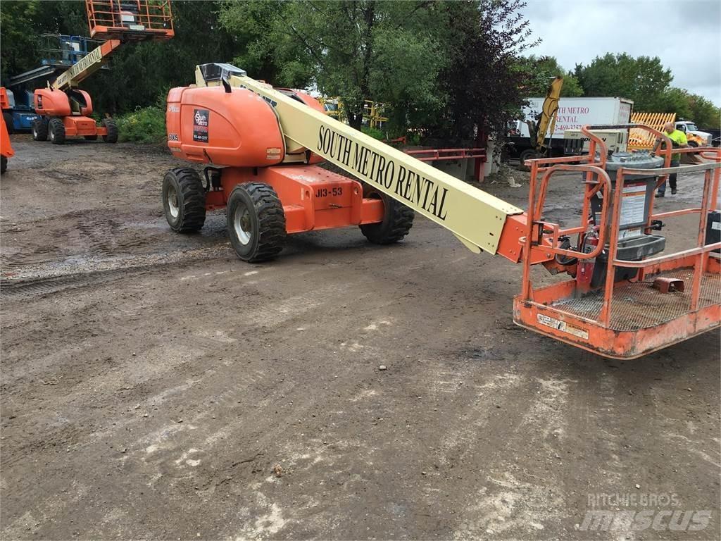 JLG 600S 伸縮臂高空作業車