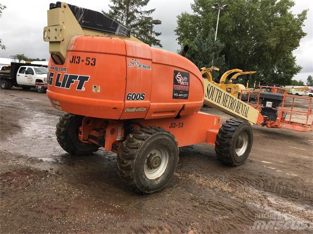 JLG 600S 伸縮臂高空作業車