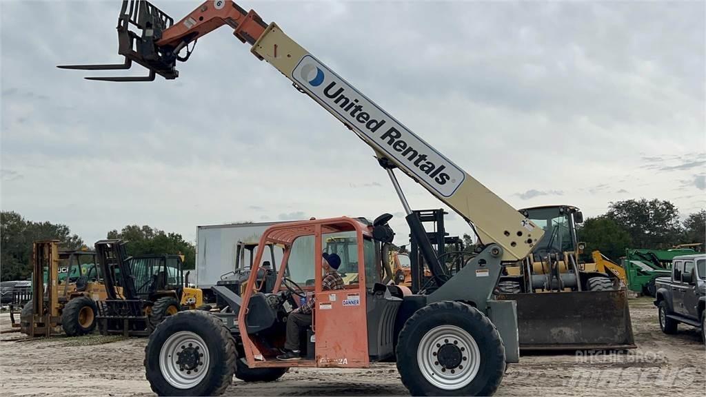 JLG G6-42A 伸縮臂操作車