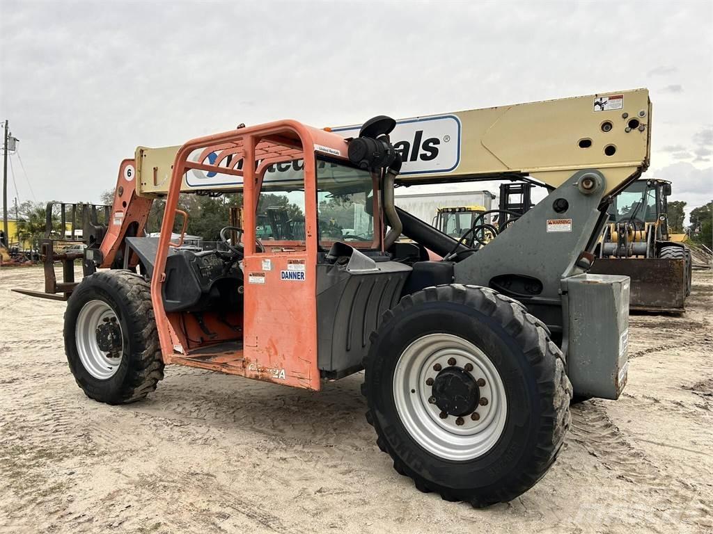 JLG G6-42A 伸縮臂操作車
