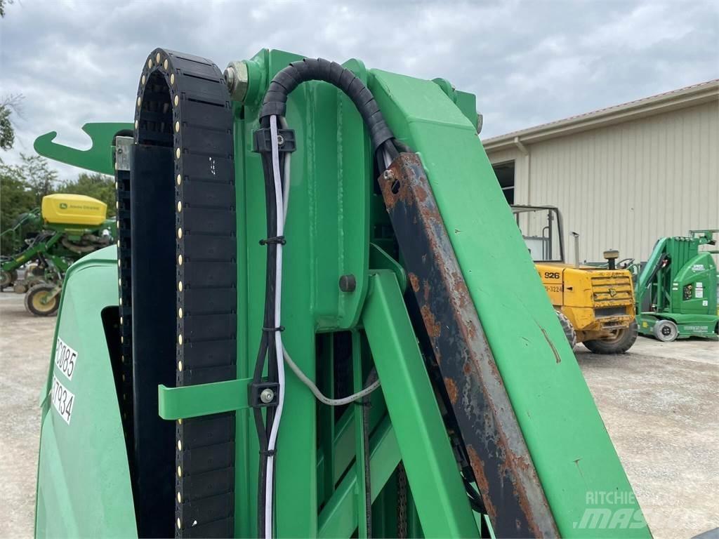 JLG TOUCAN 26E 垂直升降工作台