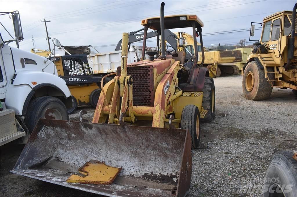 John Deere 310E 反鏟裝載機
