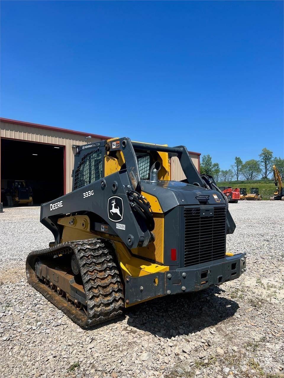 John Deere 333G 滑移轉向裝載機