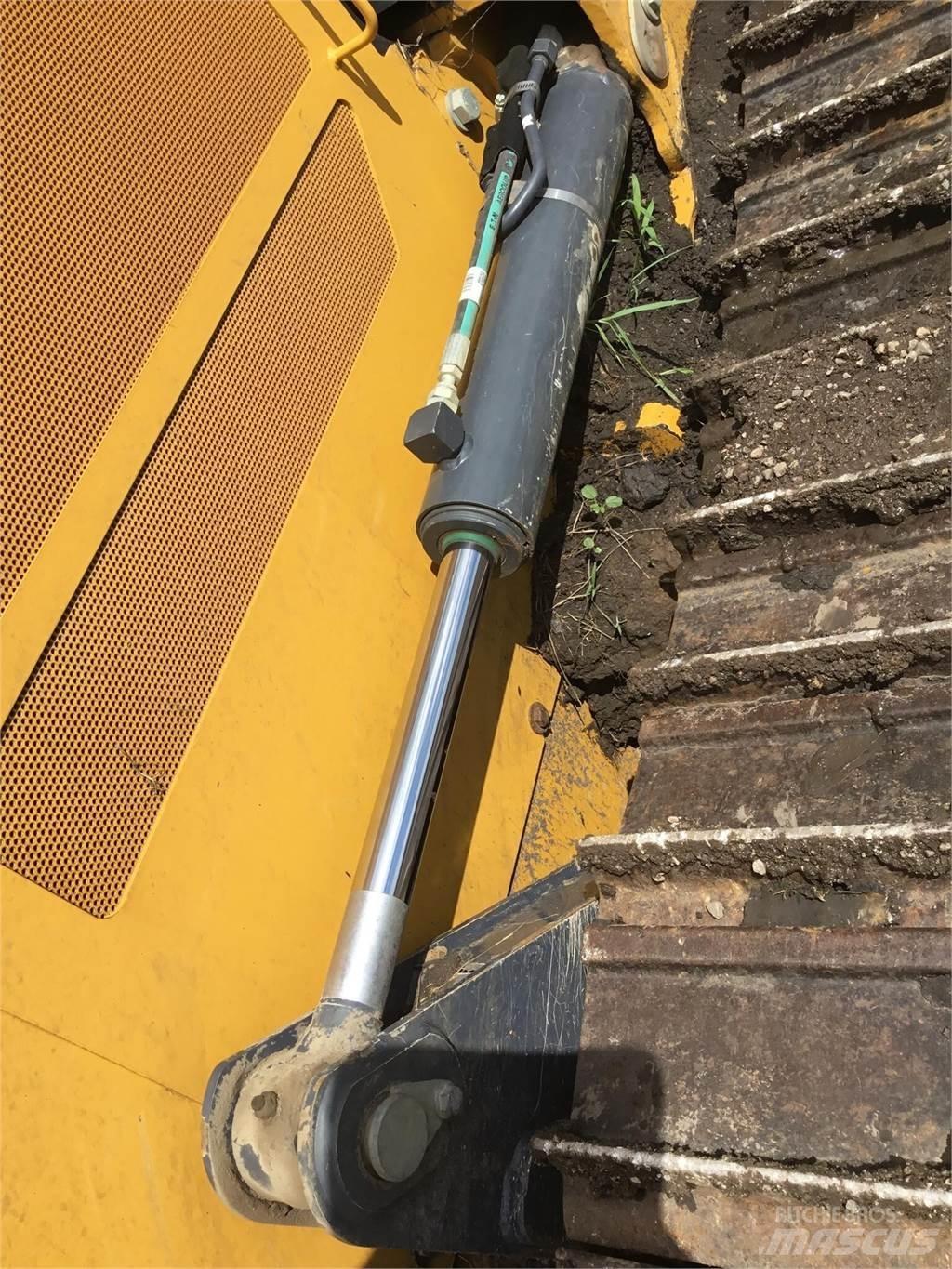 John Deere 450K 履帶推土機