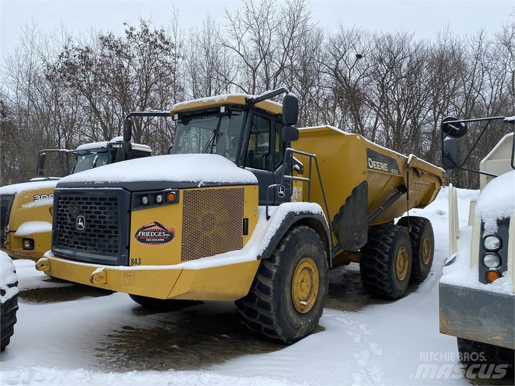 John Deere 460E 鉸接式起吊車