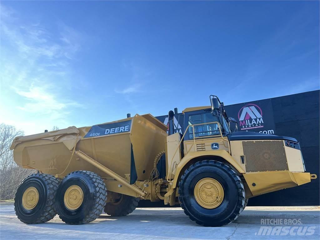 John Deere 460E 鉸接式起吊車