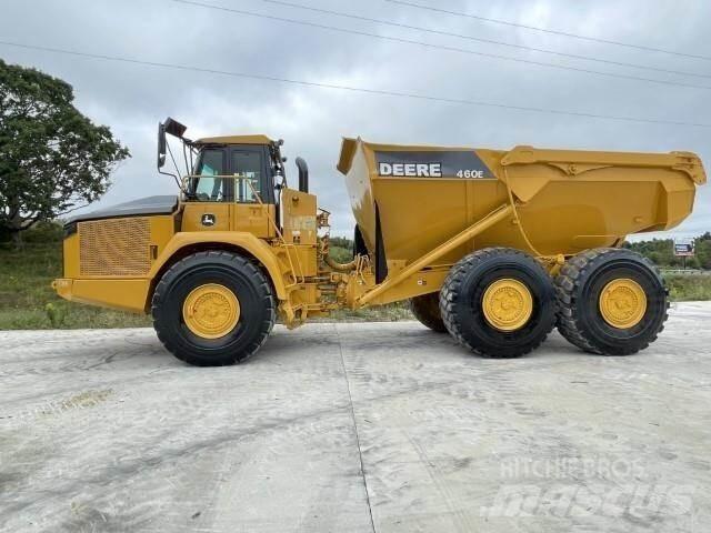 John Deere 460E 鉸接式起吊車