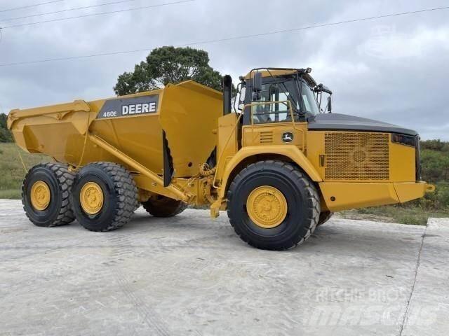 John Deere 460E 鉸接式起吊車