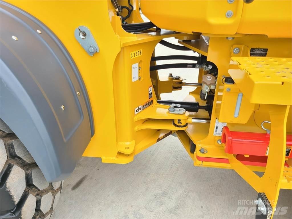 John Deere 524P 輪胎式裝載機
