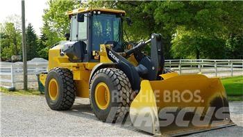 John Deere 524P 輪胎式裝載機