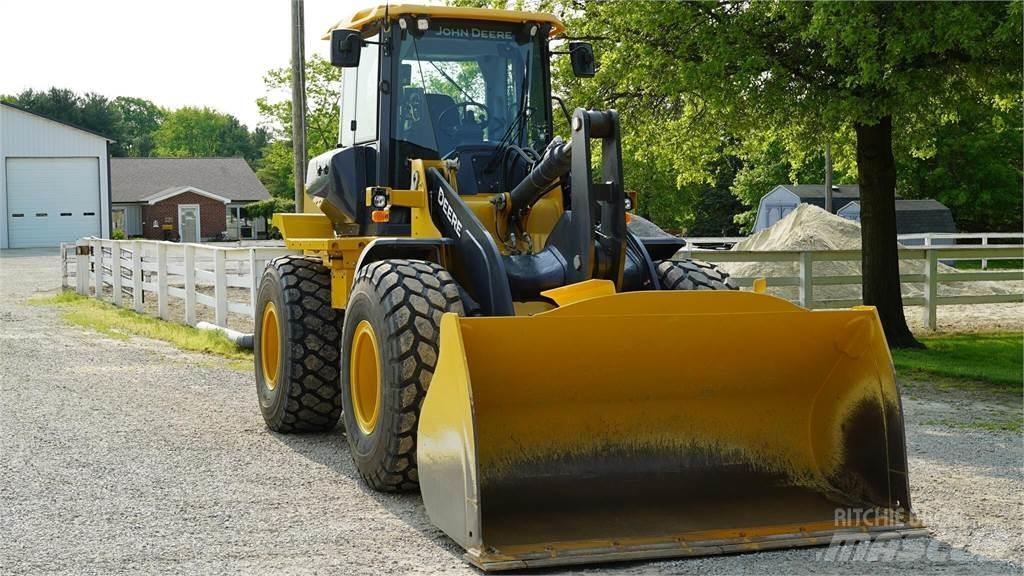 John Deere 524P 輪胎式裝載機