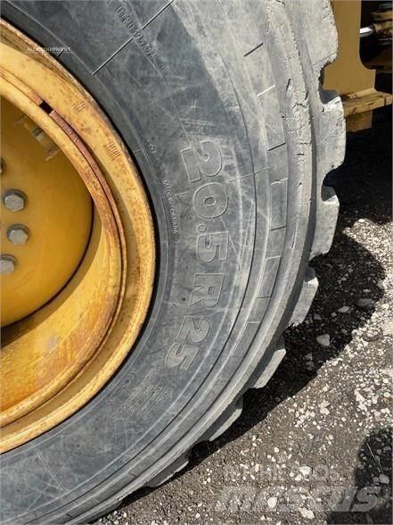 John Deere 544K 輪胎式裝載機