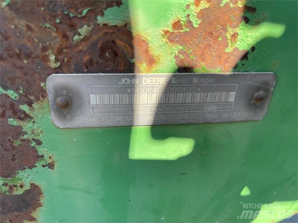 John Deere 640 圓盤耙