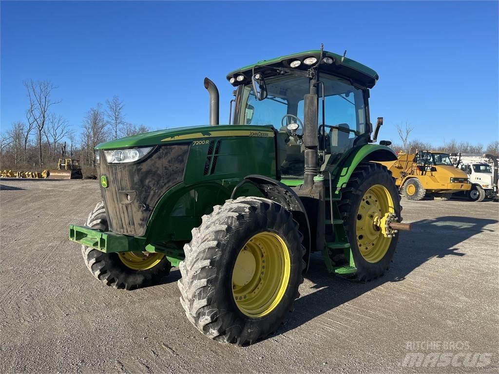 John Deere 7200R 曳引機