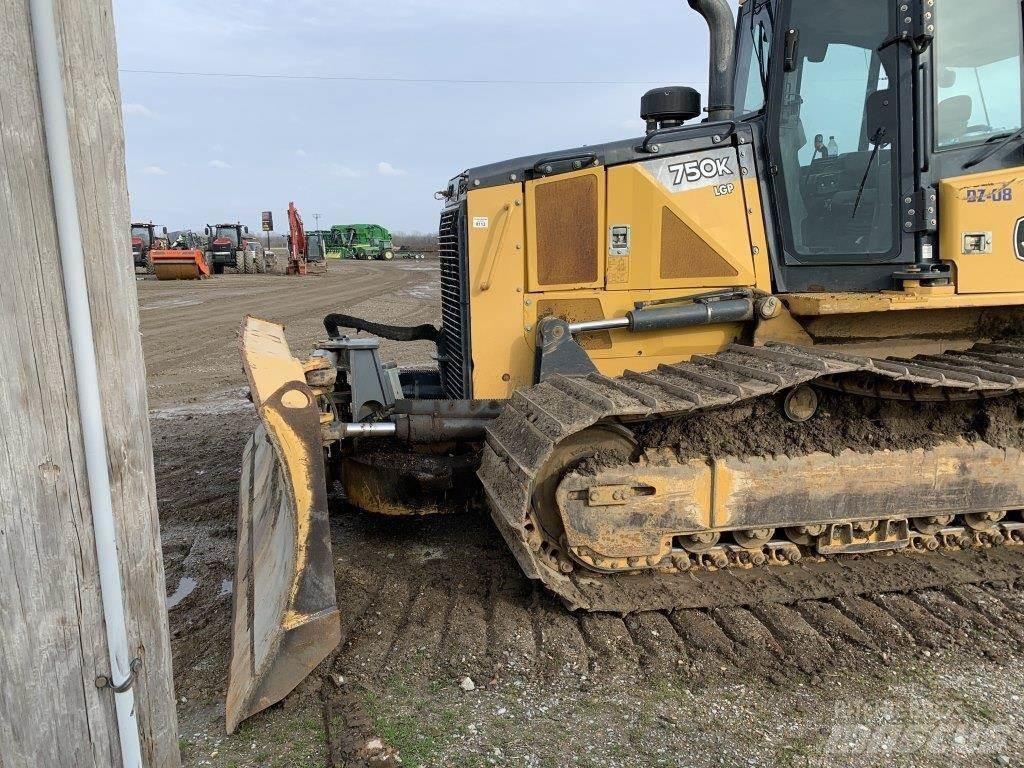 John Deere 750K LGP 履帶推土機