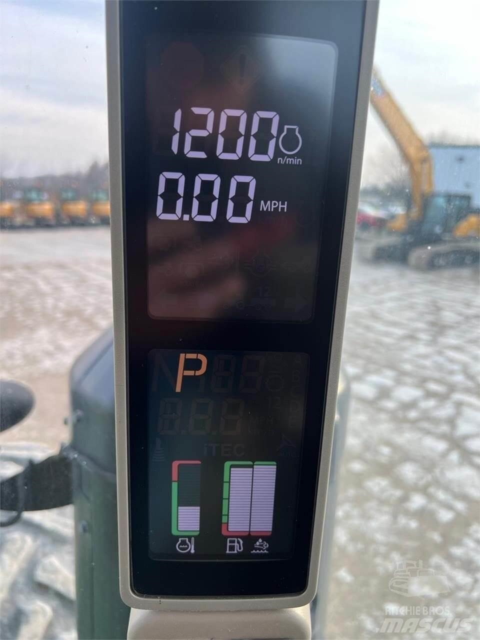 John Deere 8270R 曳引機
