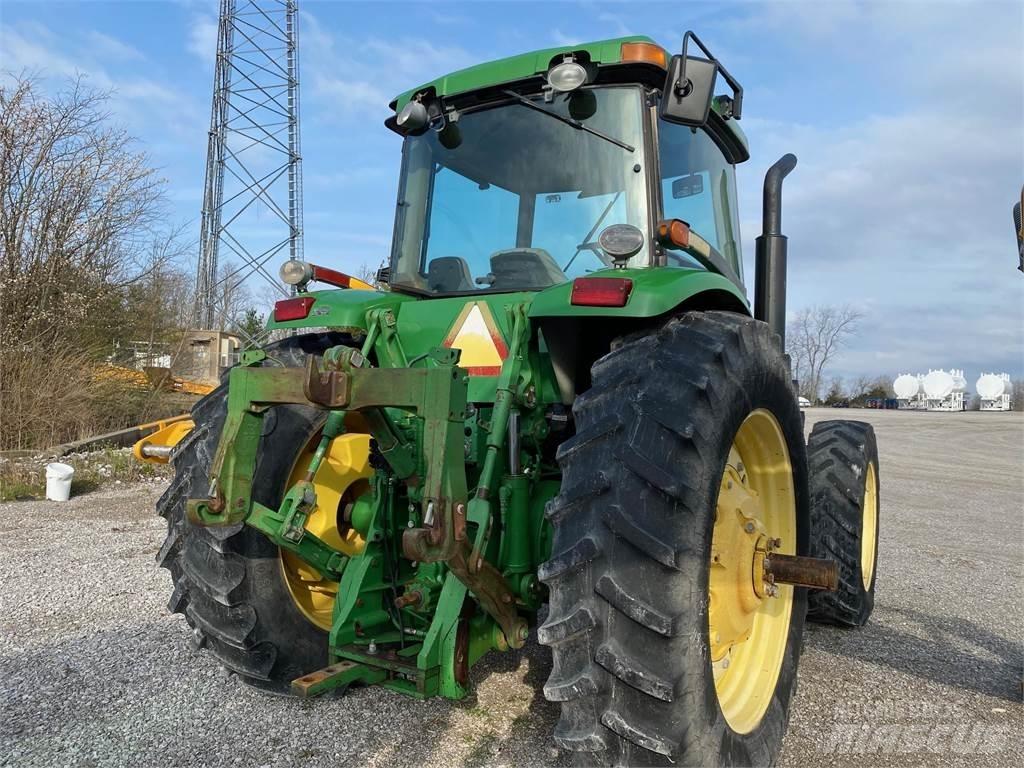John Deere 8320 曳引機