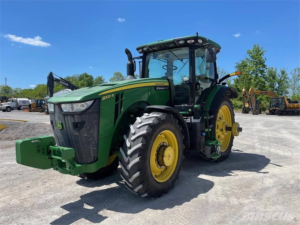 John Deere 8320R 曳引機