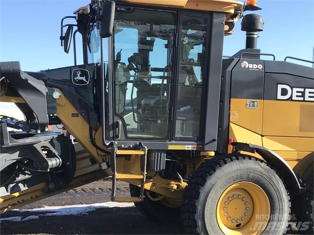 John Deere 872G 平土機