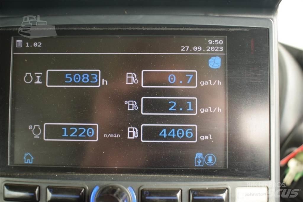 Johnston VT651 掃倉機