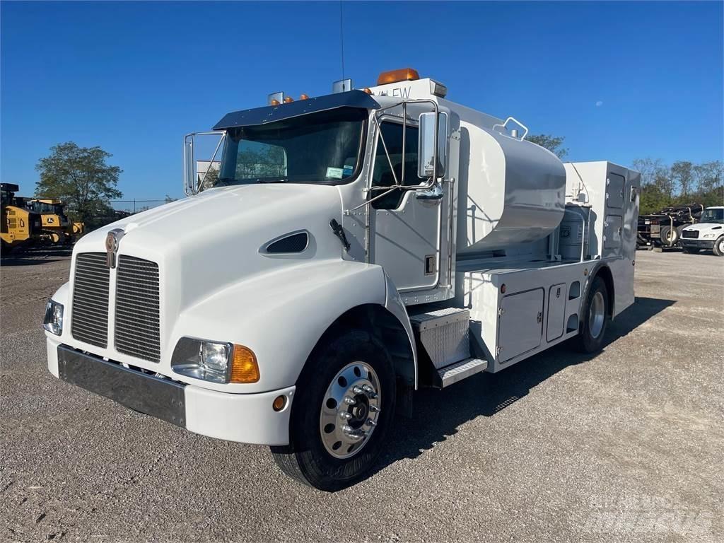 Kenworth T300 其他