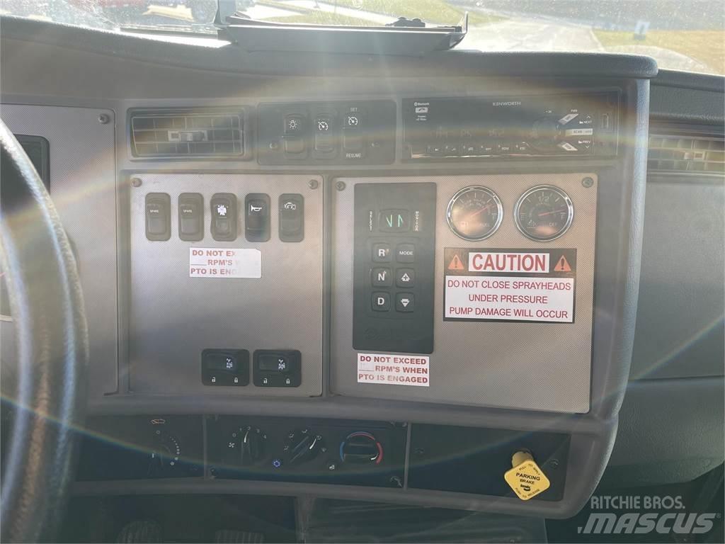 Kenworth T370 水車