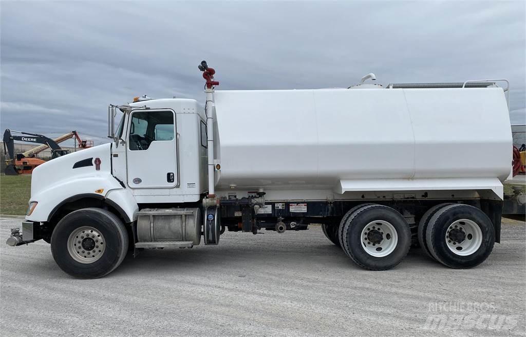 Kenworth T440 水車
