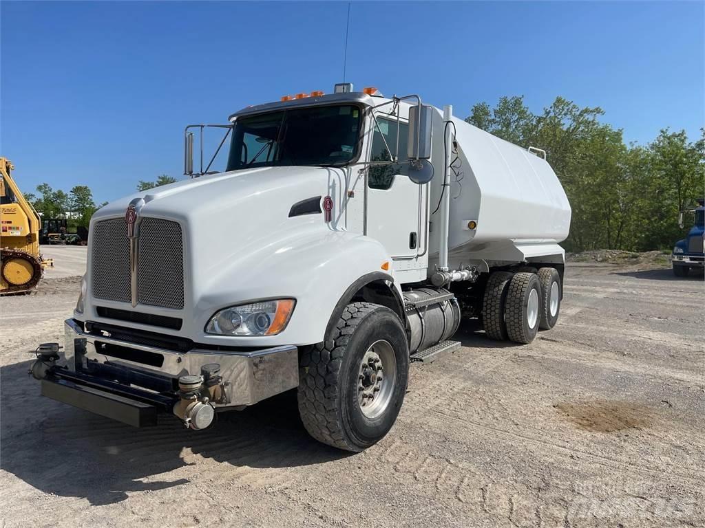 Kenworth T440 水車