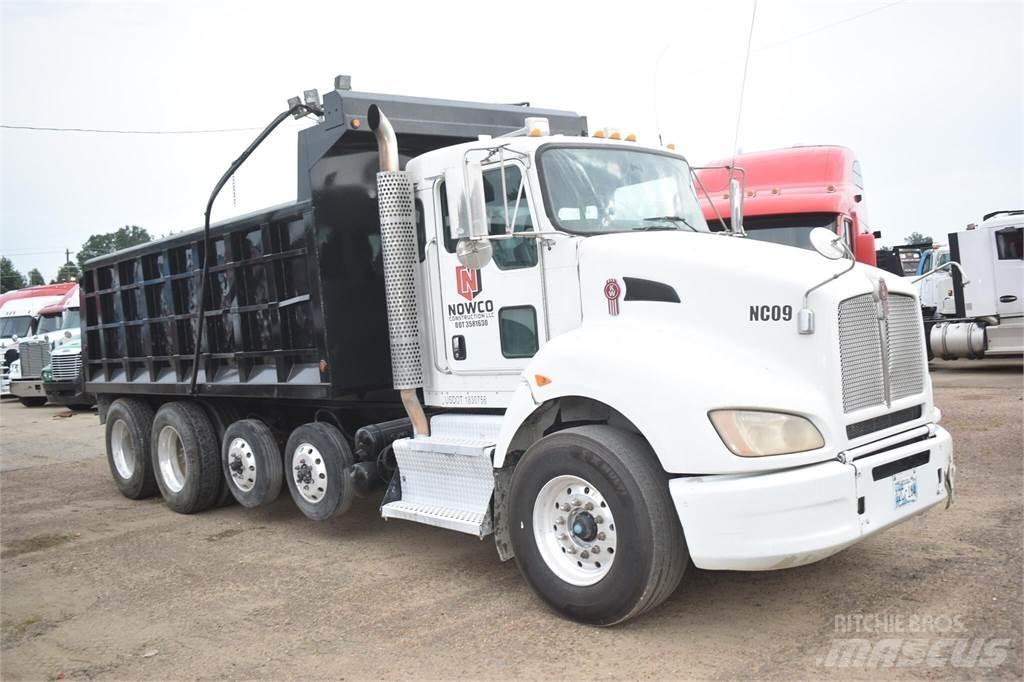 Kenworth T440 傾卸式卡車