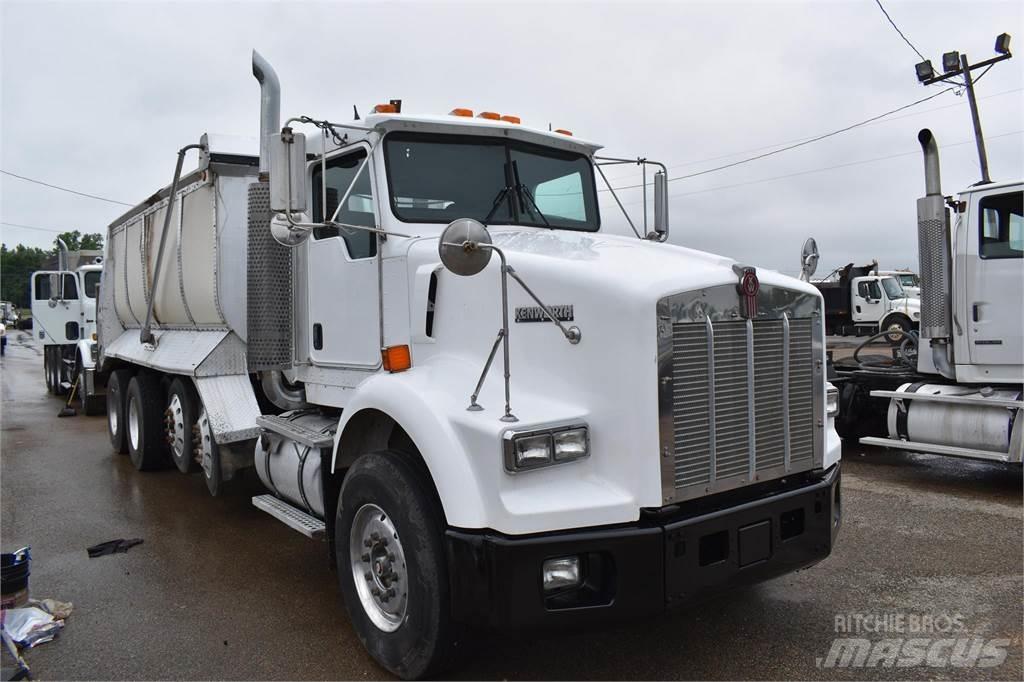 Kenworth T800 傾卸式卡車