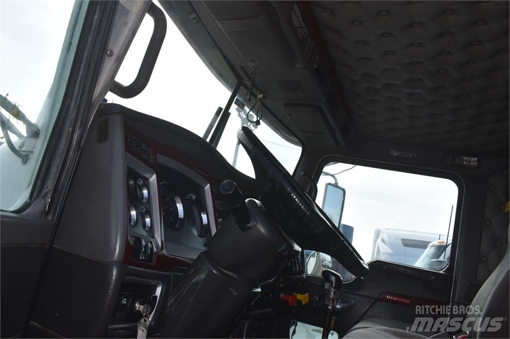 Kenworth T800 傾卸式卡車