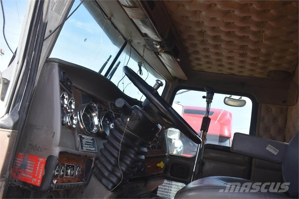 Kenworth T800 傾卸式卡車