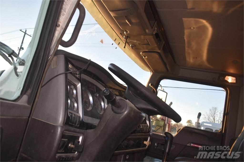 Kenworth T800 傾卸式卡車