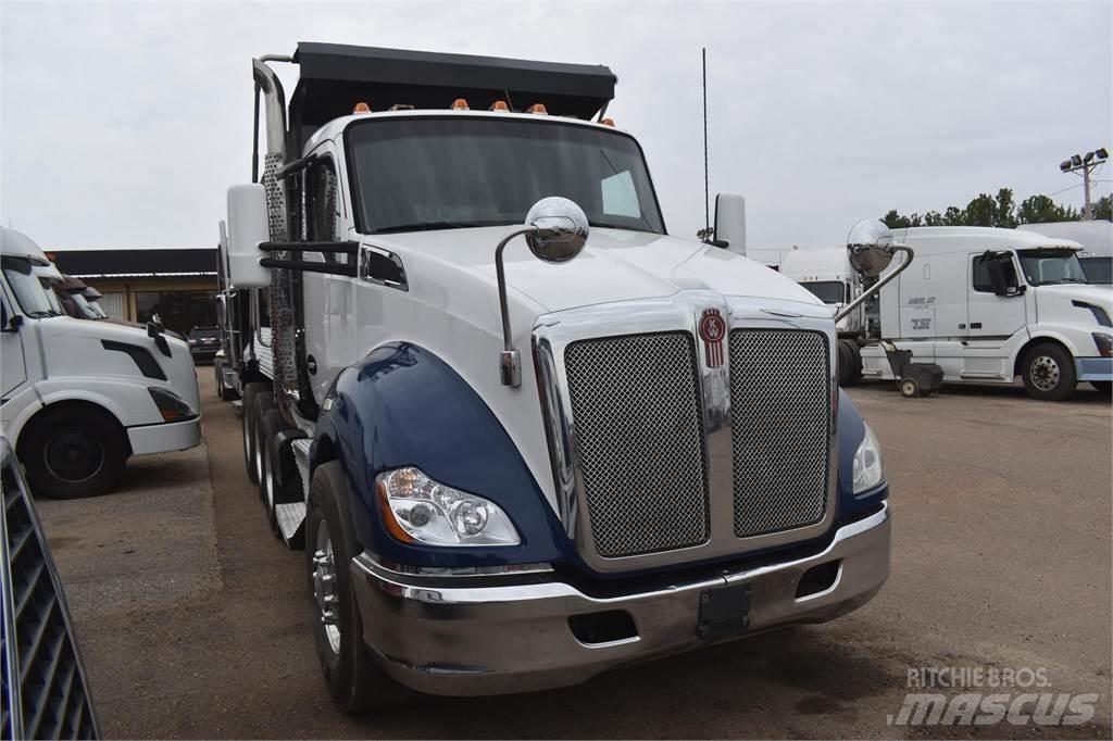 Kenworth T880 傾卸式卡車