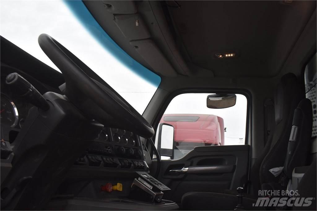 Kenworth T880 傾卸式卡車