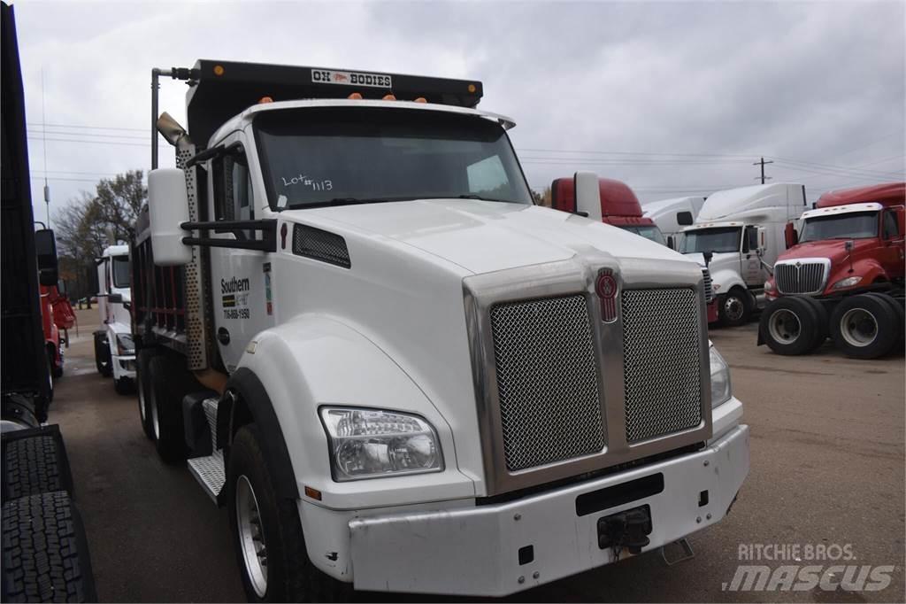 Kenworth T880 傾卸式卡車