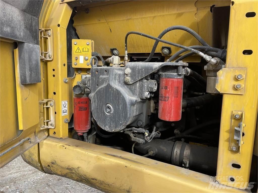Komatsu PC210 LC-8 履帶式 挖土機/掘鑿機/挖掘機